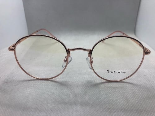 نظارة طبية كلاسيكية