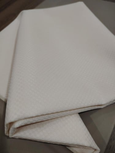 قماش خلية لون اوف وايت ملكي فاخر 2026