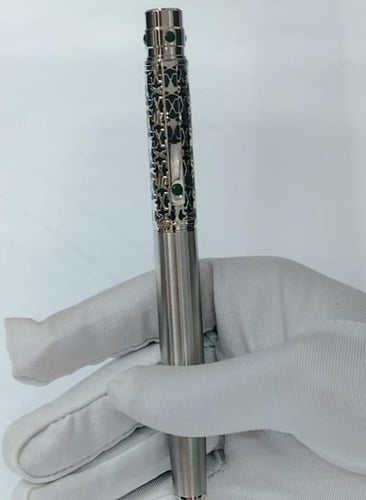 قلم كارتير سانتوس فضي على اسود