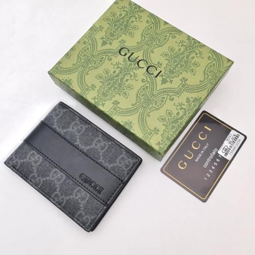 محفظة قوتشي (Gucci) الرجالية - أناقة إيطالية بتفاص...