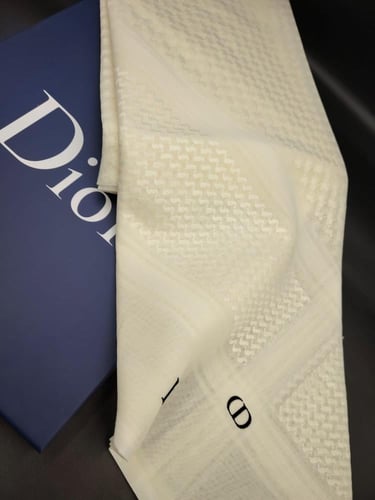 شماغ ديور بيج اقوى اصدار 2026 من ديور والاكثر مبيع...