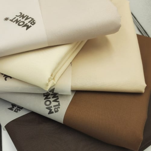 الباقة الذهبية : 4قطع قماش مونت بلانك صيفي والخامس...