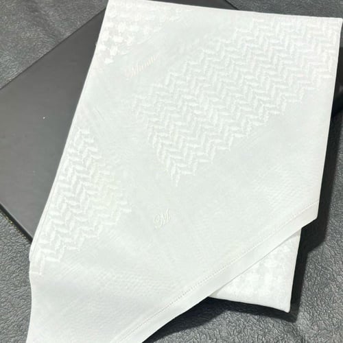 شماغ البصمة البيضاء من مانيتا 2026