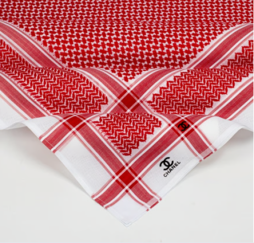 شماغ شانيل كلاسيك احمر فاتح 2026