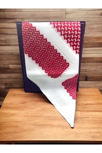 شماغ برفكت مان شبابي احمر 2024 - 23015