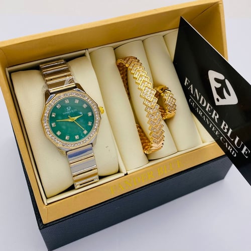 طقم نسائي ماركة فندربلو