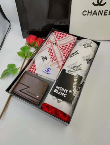 بكج شماغ شانيل+ قماش +بوك +تغليف فاخر +كرت اهداء