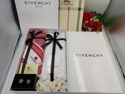 بكج هدية بربري : شماغ بربري قماش جيفنشي كبك عادي