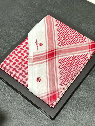 شماغ برفكت مان لون خاص 2026