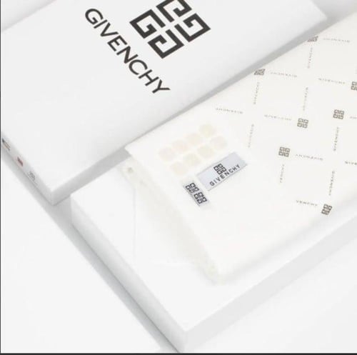 عرض خاص بكج جيفنشي شماغ جيفنشي ابيض اصدار خاص + قم...
