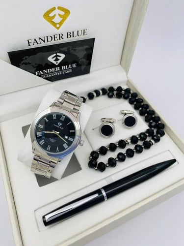 ساعه فندربلو تصميم كارتير