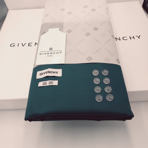 قماش جيفنشي صيفي لون تركواز