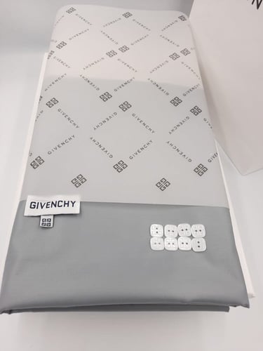 قماش جيفنشي صيفي لون رمادي