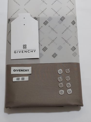 بكج الأقمشة الصيفية من جيفنشي