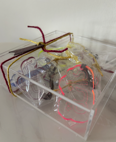 بوكس أكريلك مربع