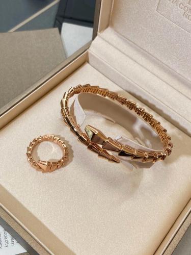 سوار serpenti viber من بولغاري