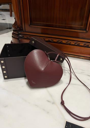 حقيبة Le Coeur من Alaia