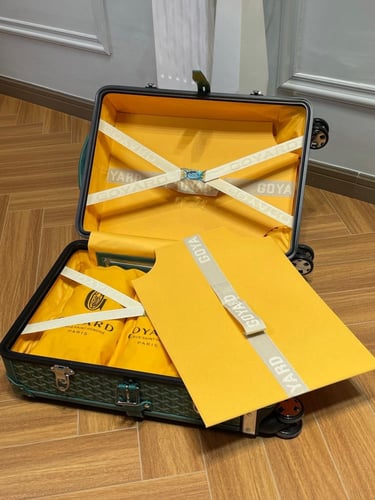 حقيبة السفر من جويارد