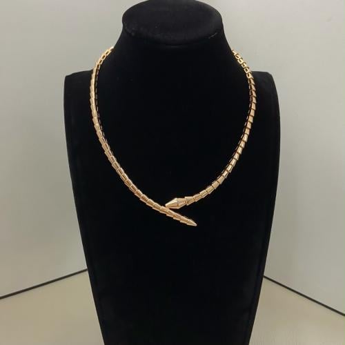 عقد serpenti viber من بولغاري