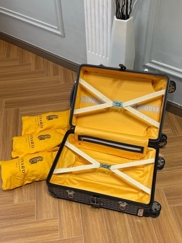 حقيبة السفر من جويارد