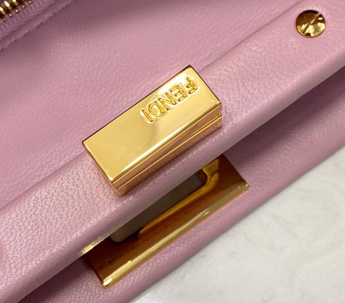 حقيبة بيكابوو 23 سم من فيندي