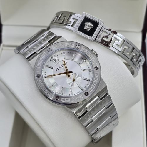 ساعه مع سواره فرزاتشي نسائي طبق الاصل m00149