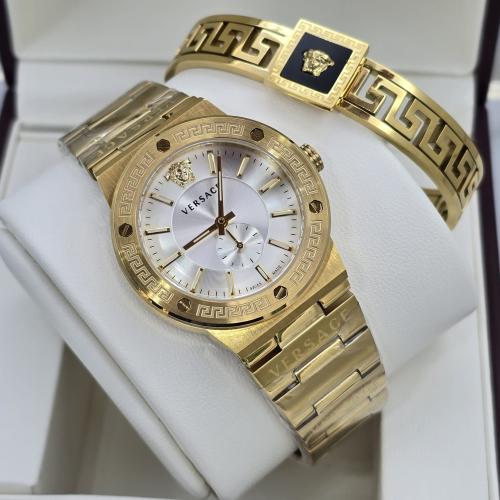 ساعه مع سواره فرزاتشي نسائي طبق الاصل m00147