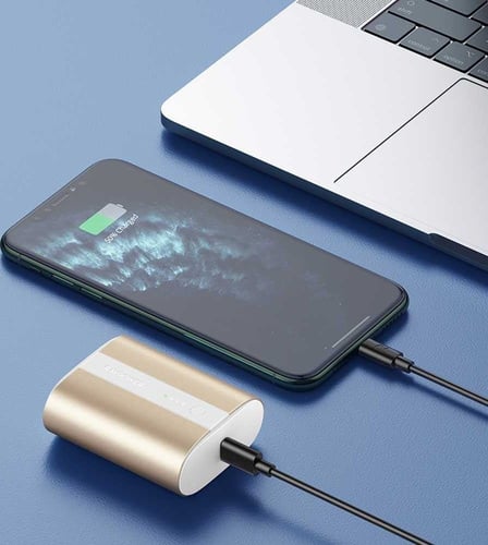 أصغر بطارية متنقلة 10000 بتقنية البايونير