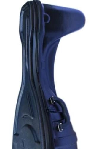 شنطة من الفايبر للحفاظ على العود