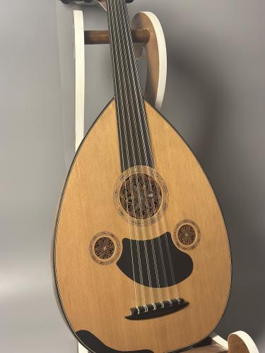 عود hand made - صناعة : ايدين \ بوراك