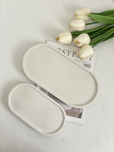 قاعدة بيضاوية صغيره