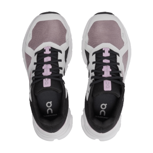 ‏On running cloud
