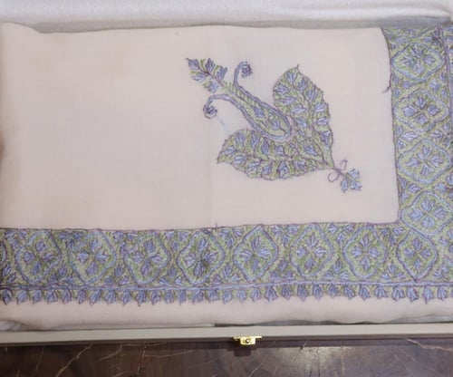 شال يدوي سوبرVIPترمة