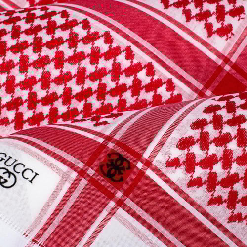 شماغ قوتشي كلاسيك - اسود