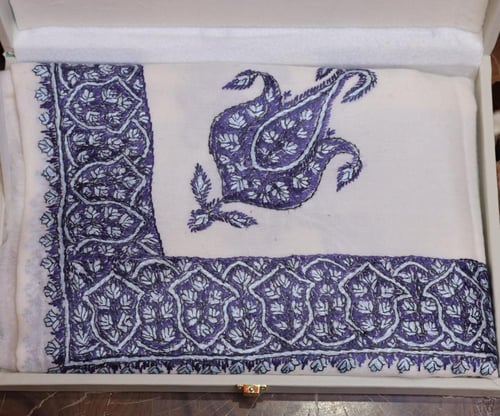 شال يدوي سوبرVIPترمة