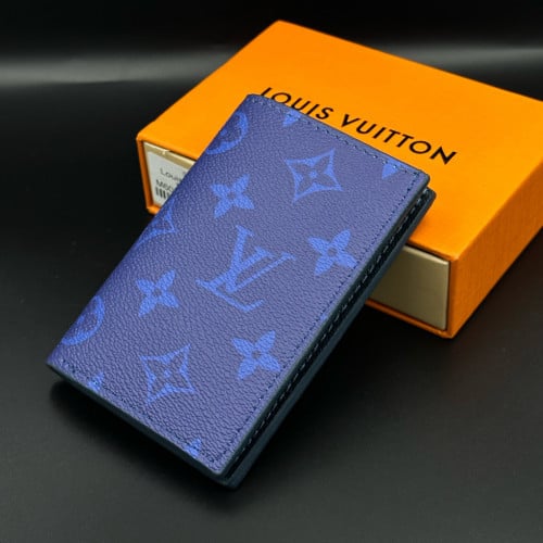 محفظة لويس فيتون