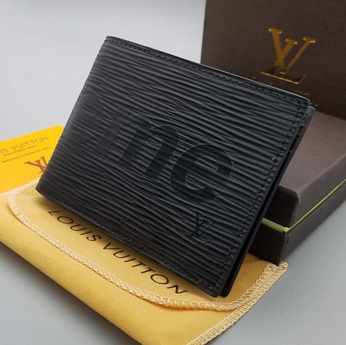 بوك لويس فيتون