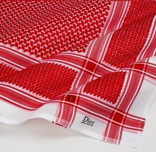 شماغ ديور كلاسيك