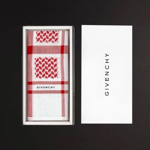 بكج جيفنشي (عادي +كلاسيك +أبيض)