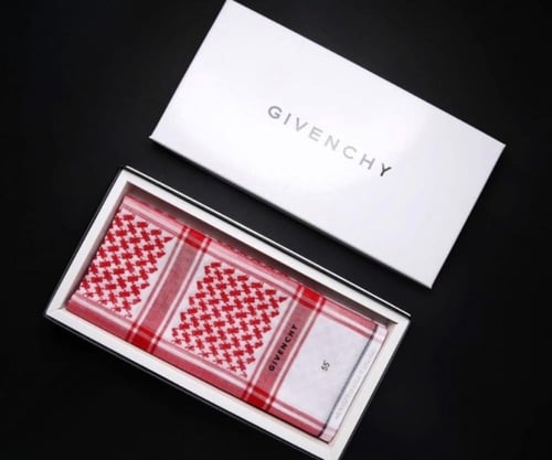 شماغ جفنشي احمر كلاسيك خاص