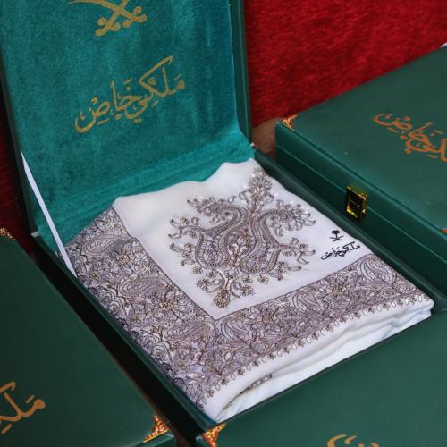 شال ملكي خاص سكري MS -04