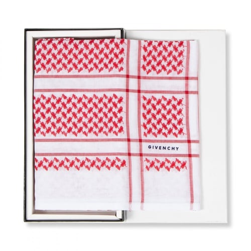 ثلاث اشمغة جفنشي الاول