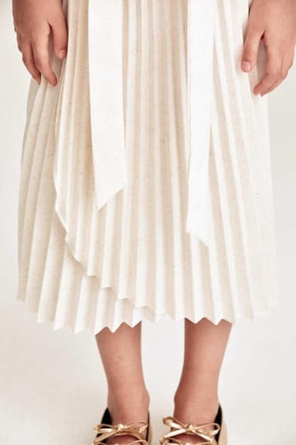 تنورة بليسيه بحزام ربط