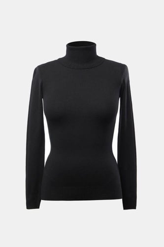 بلوزة بيسك بياقة عالية