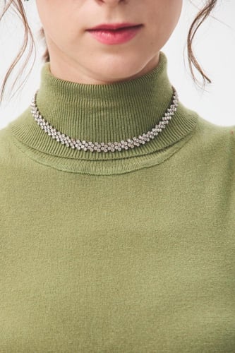 بلوزة بيسك بدون أكمام