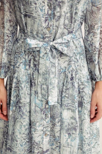 فستان مطبع بنمط قميص