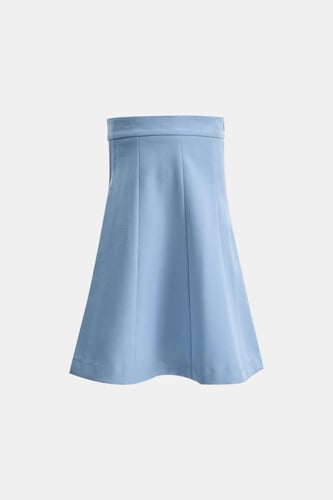 تنورة بقصة إي لاين