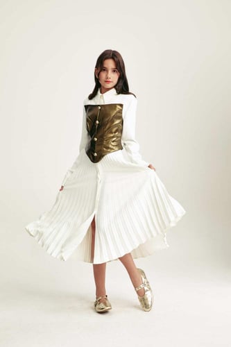 فستان بليسيه مع كورسية ذهبي