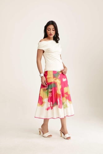 تنورة بليسيه موردة