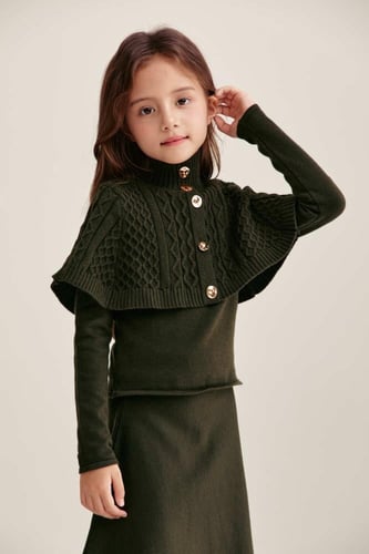 بلوزة محبوكة كيب